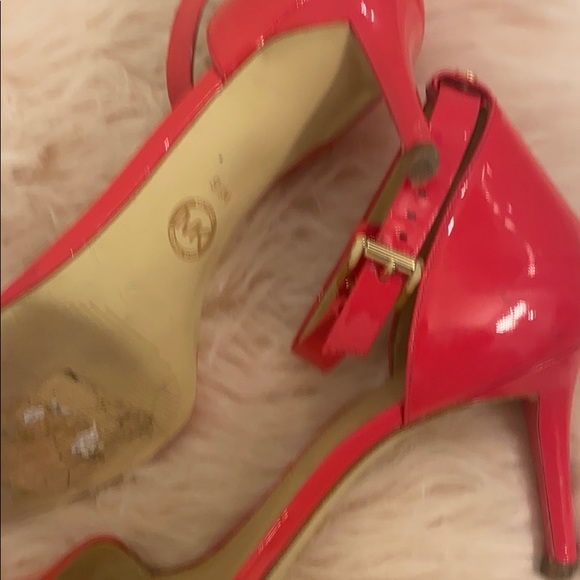 Pink Heels - Picture 3 of 3